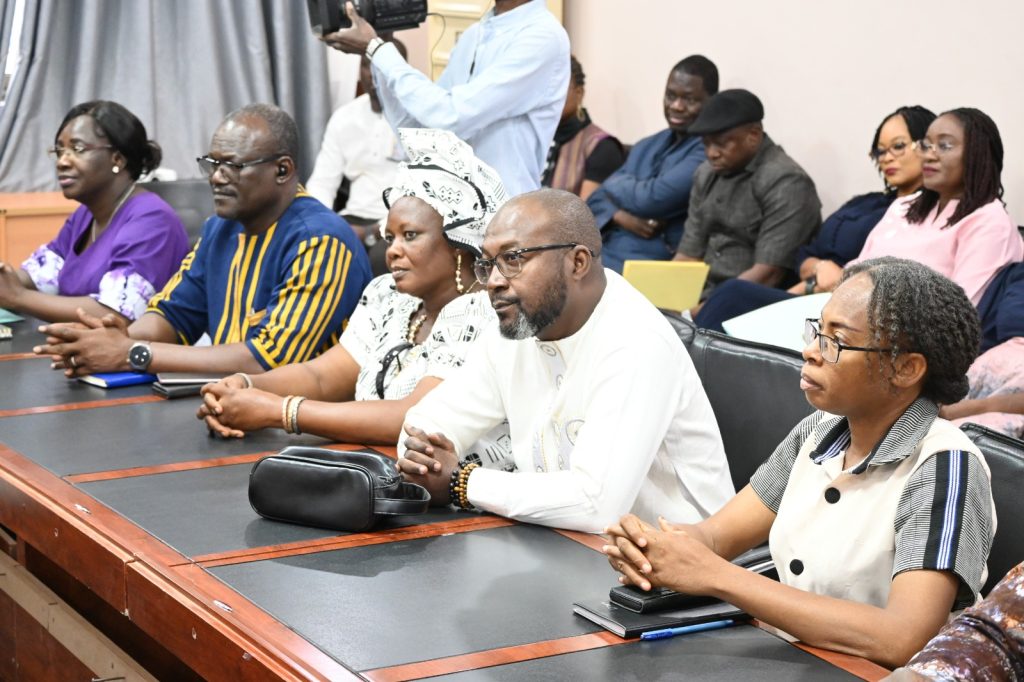 𝐅𝐨𝐧𝐝𝐬 𝐝’𝐀𝐩𝐩𝐮𝐢 𝐚𝐮 𝐒𝐩𝐨𝐫𝐭 𝐞𝐭 à 𝐥𝐚 𝐏𝐫𝐞𝐬𝐬𝐞 𝐏𝐫𝐢𝐯é𝐞 : 𝐥𝐞𝐬 𝐦𝐞𝐦𝐛𝐫𝐞𝐬 𝐝𝐮 𝐂𝐨𝐧𝐬𝐞𝐢𝐥 𝐝’𝐚𝐝𝐦𝐢𝐧𝐢𝐬𝐭𝐫𝐚𝐭𝐢𝐨𝐧 𝐨𝐟𝐟𝐢𝐜𝐢𝐞𝐥𝐥𝐞𝐦𝐞𝐧𝐭 𝐢𝐧𝐬𝐭𝐚𝐥𝐥é𝐬‎‎