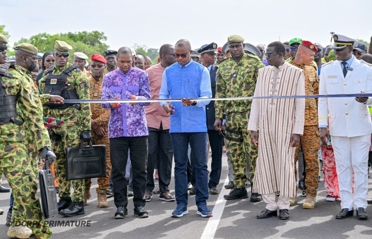 Développement des infrastructures routières : le Premier ministre ouvre à la circulation le nouveau pont de Hèrèdougou