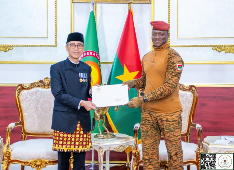 PRÉSENTATION DE LETTRES DE CRÉANCE : S.E.M. Bambang SUHARTO pour renforcer la coopération entre l’Indonésie et le Burkina Faso
