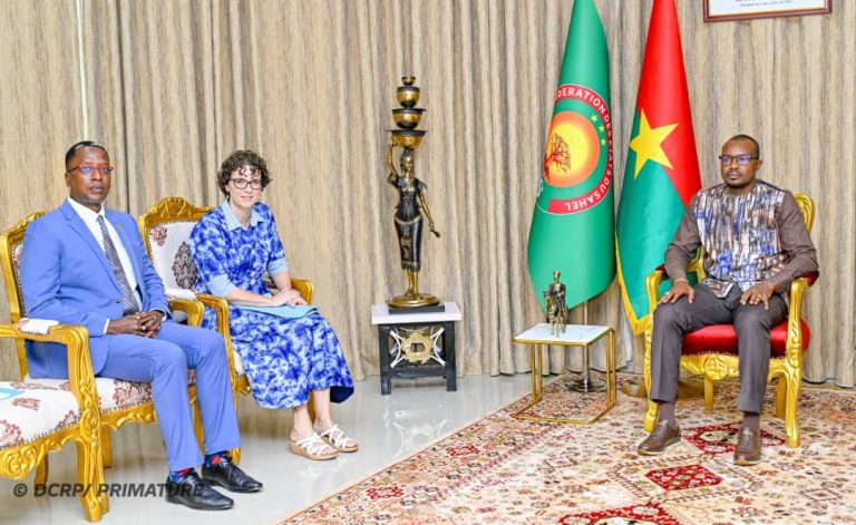 Coopération Burkina Faso–Canada : le Premier ministre reçoit l’ambassadrice du Canada en fin de mission